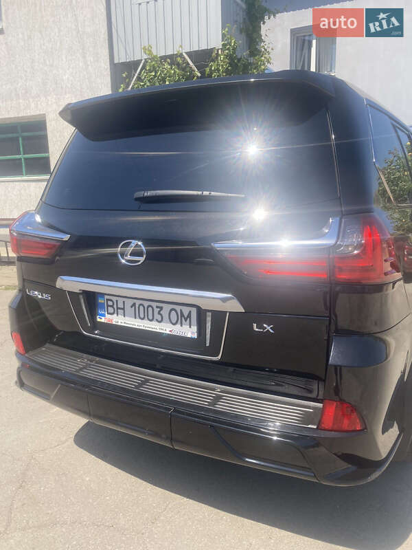 Внедорожник / Кроссовер Lexus LX 2015 в Николаеве