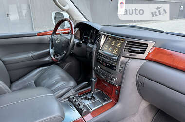 Внедорожник / Кроссовер Lexus LX 2008 в Киеве