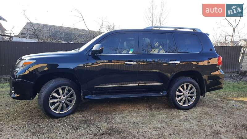 Позашляховик / Кросовер Lexus LX 2011 в Івано-Франківську