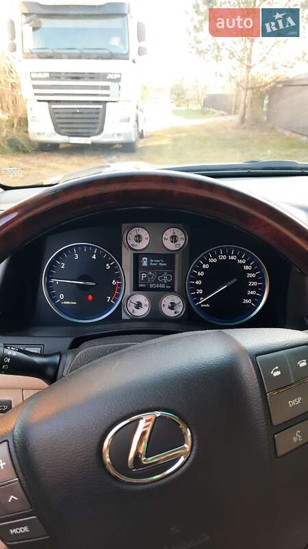 Позашляховик / Кросовер Lexus LX 2011 в Івано-Франківську