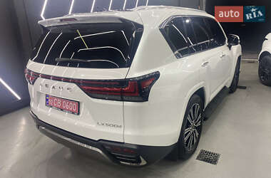 Внедорожник / Кроссовер Lexus LX 2022 в 