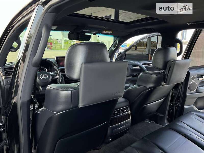 Внедорожник / Кроссовер Lexus LX 2019 в Днепре