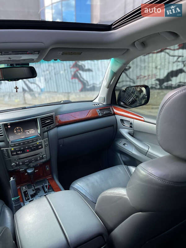 Позашляховик / Кросовер Lexus LX 2008 в Харкові