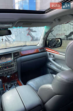 Позашляховик / Кросовер Lexus LX 2008 в 