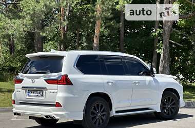 Внедорожник / Кроссовер Lexus LX 2017 в Киеве