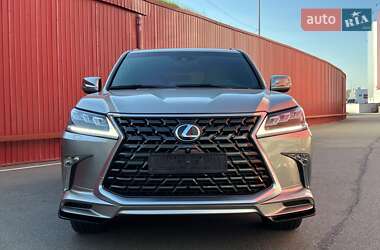 Позашляховик / Кросовер Lexus LX 2017 в Києві