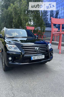 Позашляховик / Кросовер Lexus LX 2013 в Дніпрі