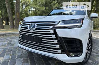 Внедорожник / Кроссовер Lexus LX 2022 в 