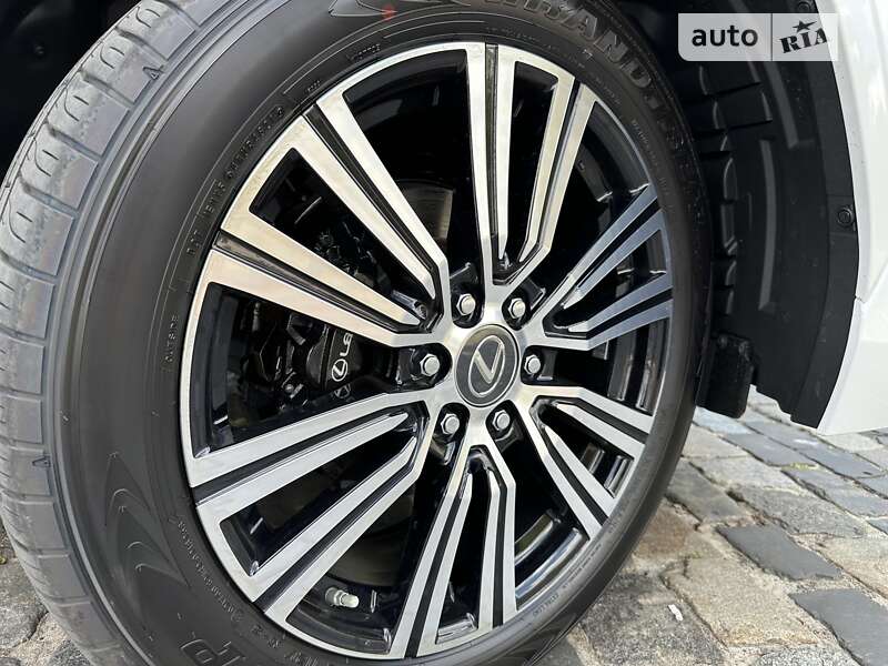 Позашляховик / Кросовер Lexus LX 2022 в Києві