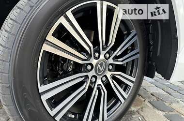 Внедорожник / Кроссовер Lexus LX 2022 в 