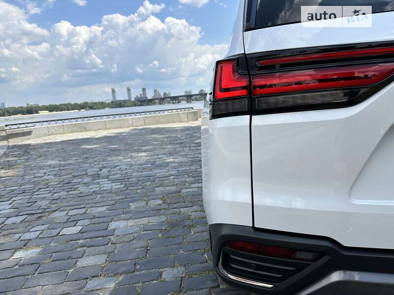 Позашляховик / Кросовер Lexus LX 2022 в Києві