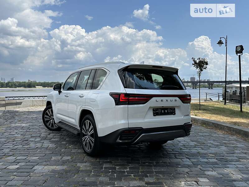 Позашляховик / Кросовер Lexus LX 2022 в Києві