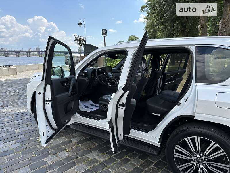 Позашляховик / Кросовер Lexus LX 2022 в Києві