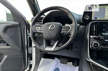 Внедорожник / Кроссовер Lexus LX 2022 в 
