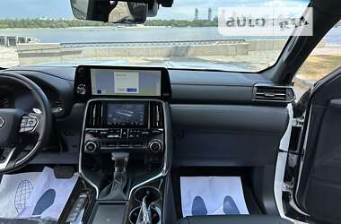 Внедорожник / Кроссовер Lexus LX 2022 в 