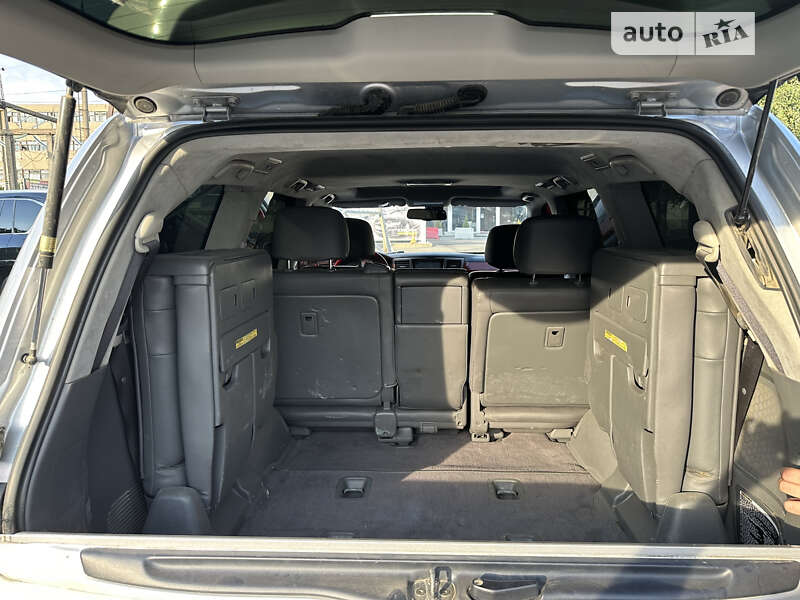 Позашляховик / Кросовер Lexus LX 2008 в Чернівцях