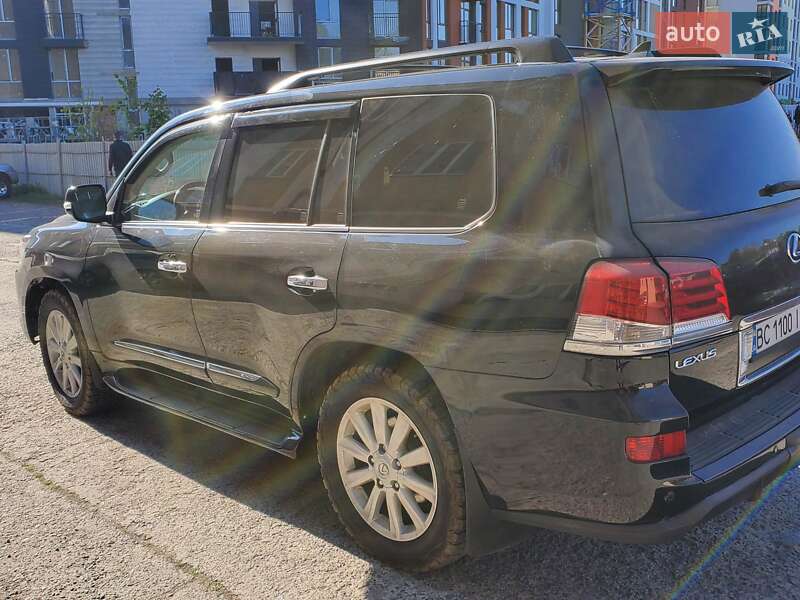 Внедорожник / Кроссовер Lexus LX 2010 в Львове