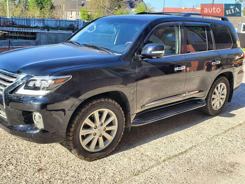 Внедорожник / Кроссовер Lexus LX 2010 в Львове