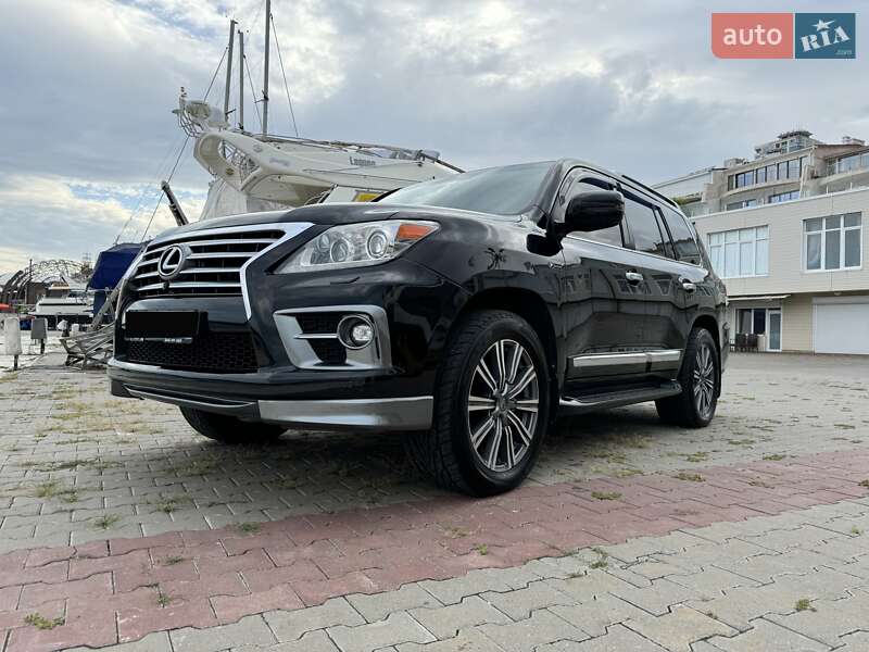 Позашляховик / Кросовер Lexus LX 2010 в Одесі