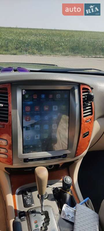 Позашляховик / Кросовер Lexus LX 2004 в Чернівцях