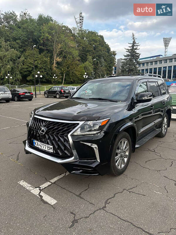 Внедорожник / Кроссовер Lexus LX 2015 в Киеве