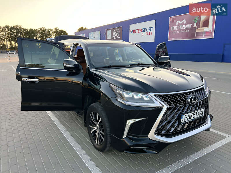 Внедорожник / Кроссовер Lexus LX 2011 в Тернополе