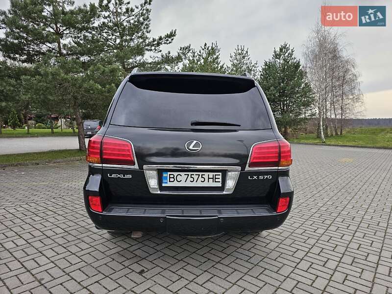 Позашляховик / Кросовер Lexus LX 2010 в Дрогобичі