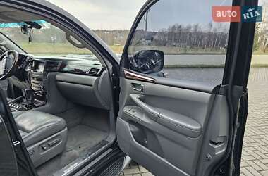 Внедорожник / Кроссовер Lexus LX 2010 в 