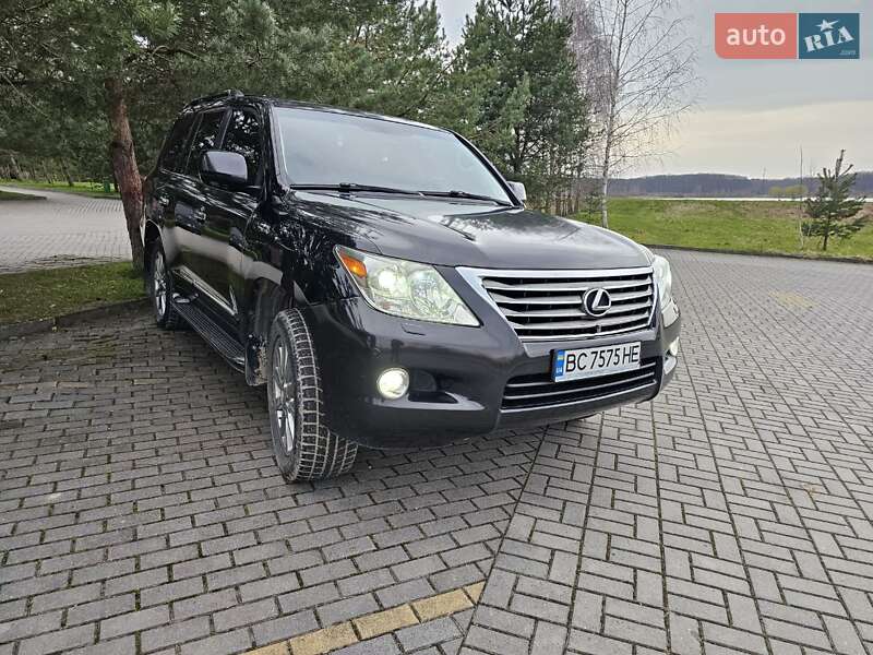 Позашляховик / Кросовер Lexus LX 2010 в Дрогобичі