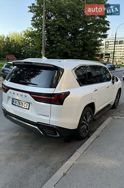 Внедорожник / Кроссовер Lexus LX 2022 в 