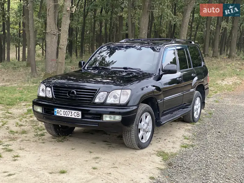 Lexus LX 2004
