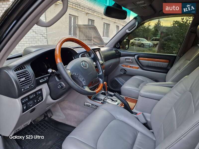 Позашляховик / Кросовер Lexus LX 2007 в Черкасах