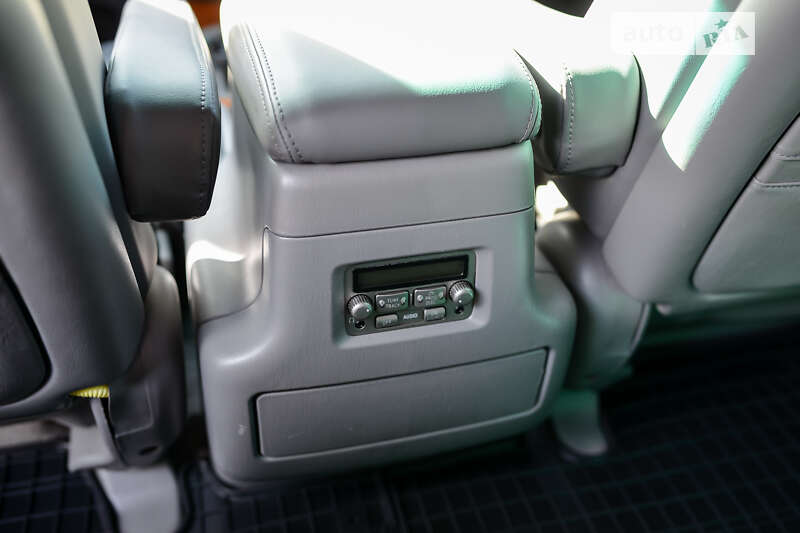 Позашляховик / Кросовер Lexus LX 2006 в Ковелі