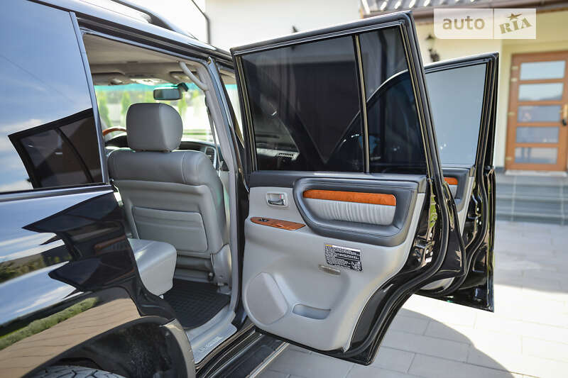 Позашляховик / Кросовер Lexus LX 2006 в Ковелі