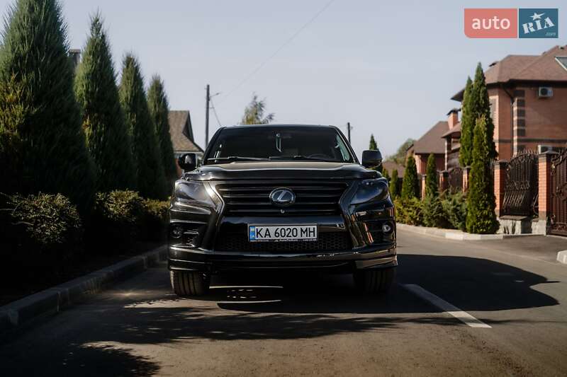 Позашляховик / Кросовер Lexus LX 2014 в Полтаві