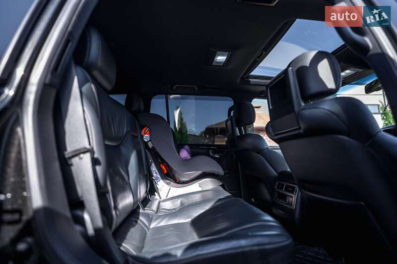 Позашляховик / Кросовер Lexus LX 2014 в Полтаві