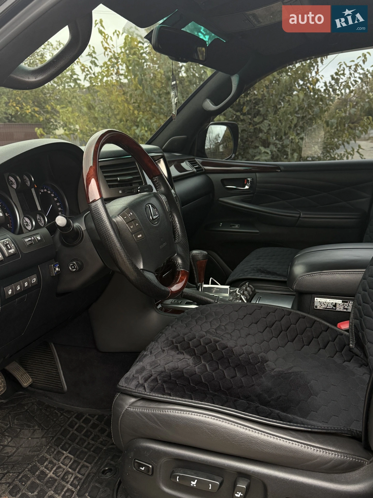 2011 Lexus LX - мініатюра 7