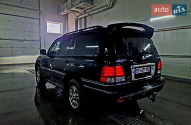 Внедорожник / Кроссовер Lexus LX 2003 в 