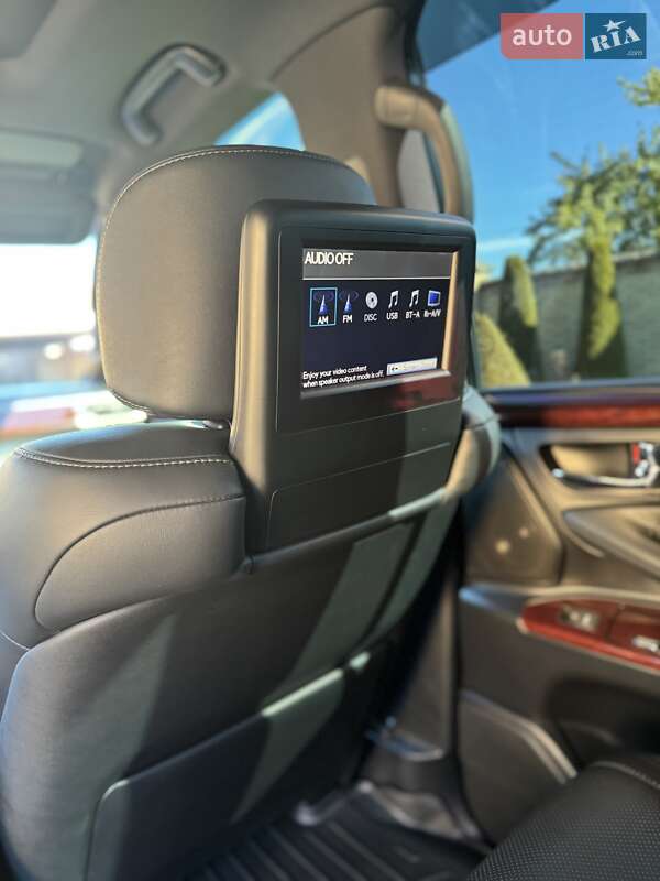 Внедорожник / Кроссовер Lexus LX 2014 в Сарнах