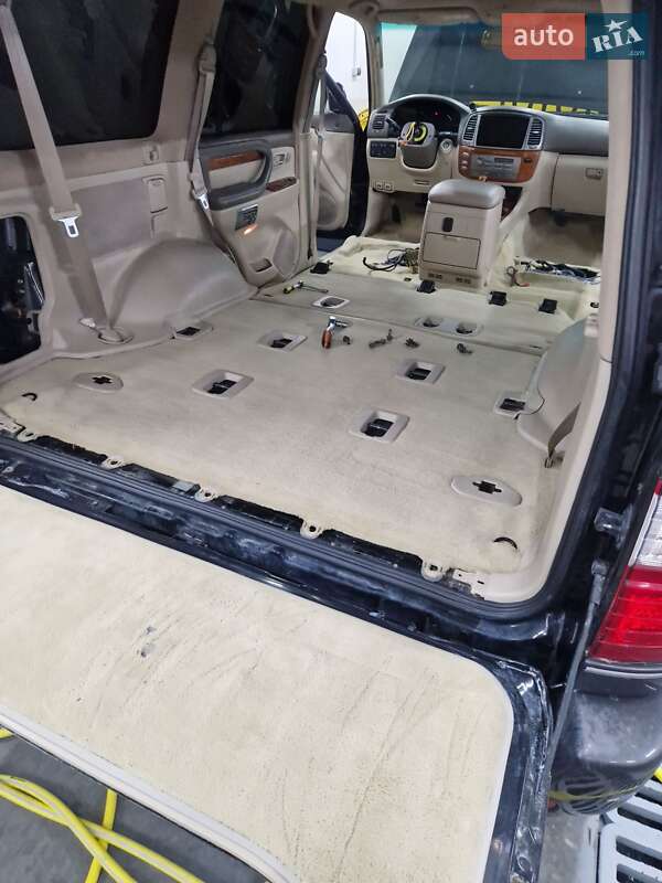 Внедорожник / Кроссовер Lexus LX 2003 в Львове