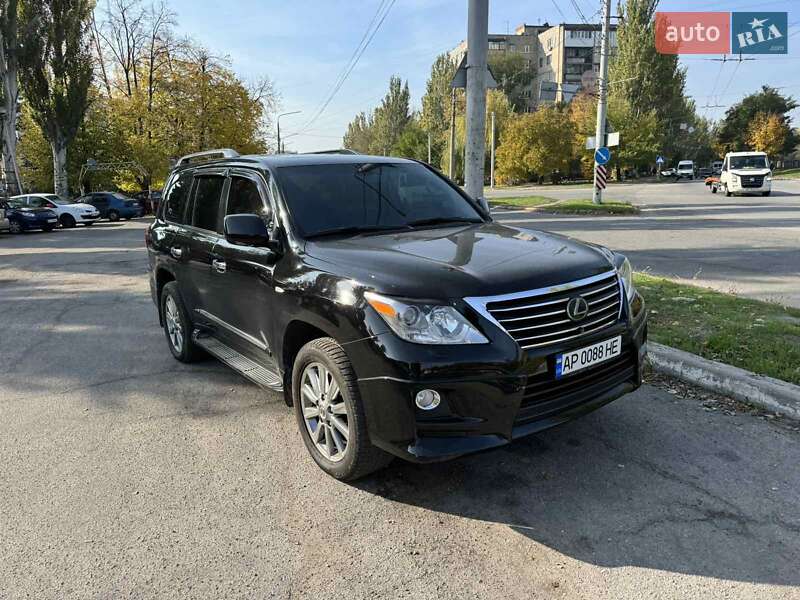 Позашляховик / Кросовер Lexus LX 2011 в Запоріжжі