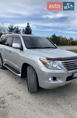 Позашляховик / Кросовер Lexus LX 2010 в Тернополі