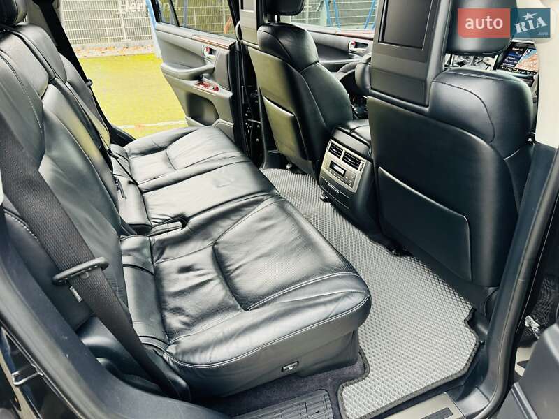 Внедорожник / Кроссовер Lexus LX 2013 в Днепре