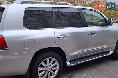 Внедорожник / Кроссовер Lexus LX 2008 в 