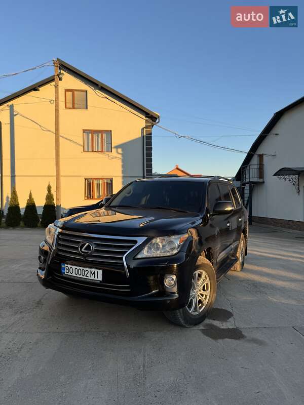 Позашляховик / Кросовер Lexus LX 2013 в Тернополі