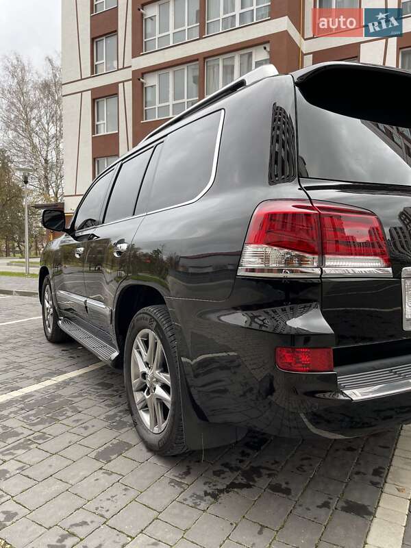 Внедорожник / Кроссовер Lexus LX 2014 в Ивано-Франковске
