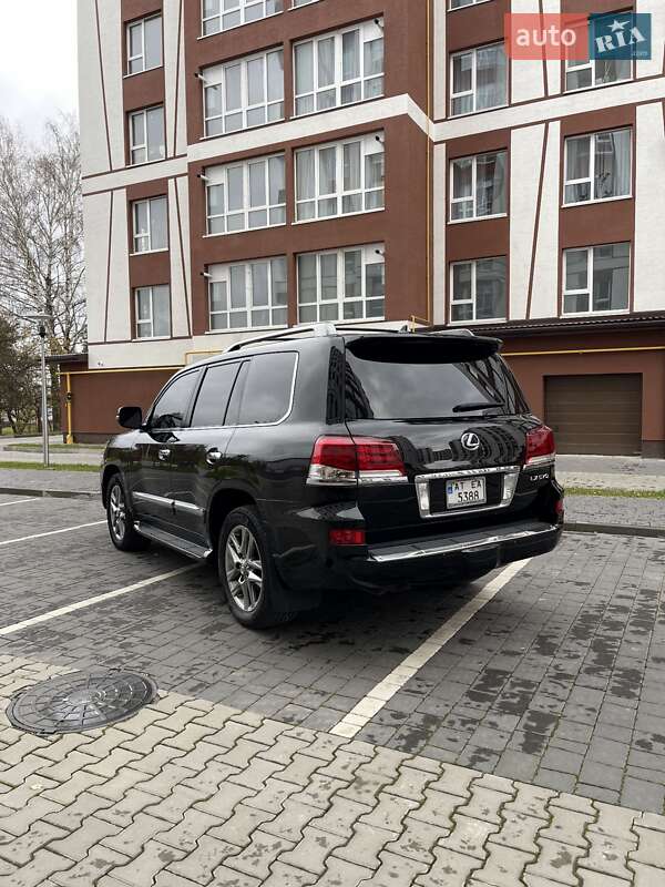 Внедорожник / Кроссовер Lexus LX 2014 в Ивано-Франковске
