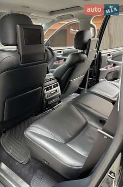 Позашляховик / Кросовер Lexus LX 2014 в 