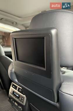 Позашляховик / Кросовер Lexus LX 2014 в 