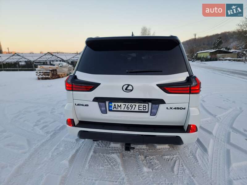 Позашляховик / Кросовер Lexus LX 2016 в Житомирі